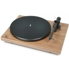Pro-Ject DEBUT CARBON (DC) (2M-Red) - WALNUT Pro-Ject DEBUT CARBON (DC) (2M-Red) - WALNUT