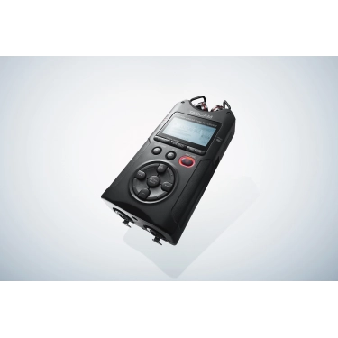 Цифровий 4-х канальний диктофон та аудіоінтерфейс USB Tascam DR-40X