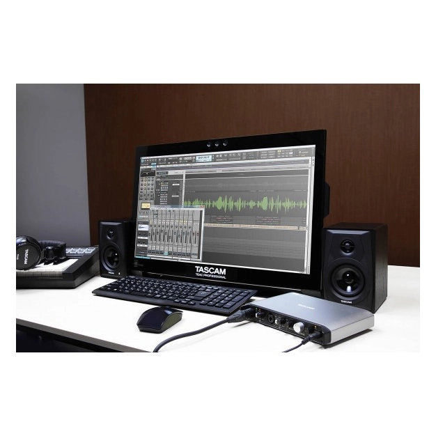 USB аудіо інтерфейс iXR Tascam
