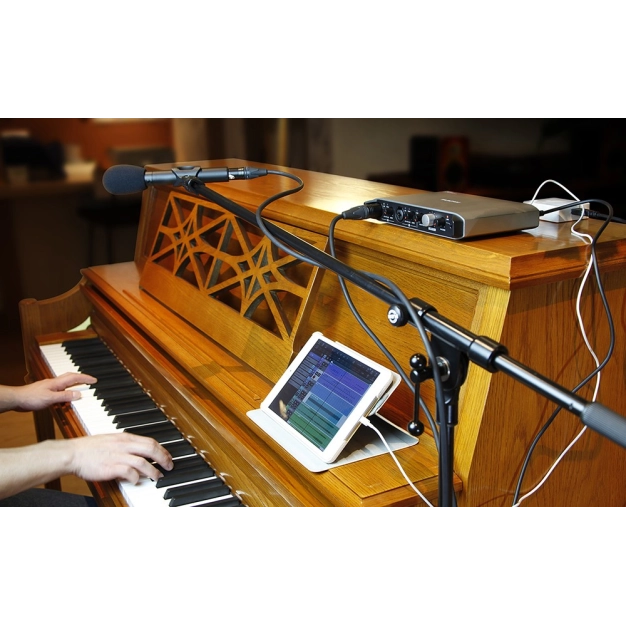 USB аудіо інтерфейс (iXR, Silicon Case and Mic) iXRTP Tascam USB аудіо інтерфейс (iXR, Silicon Case and Mic) iXRTP Tascam