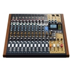 16-канальний багатодоріжковий рекордер Tascam Model-16 16-канальний багатодоріжковий рекордер Tascam Model-16
