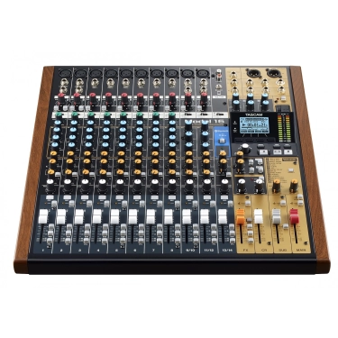 16-канальний багатодоріжковий рекордер Tascam Model-16