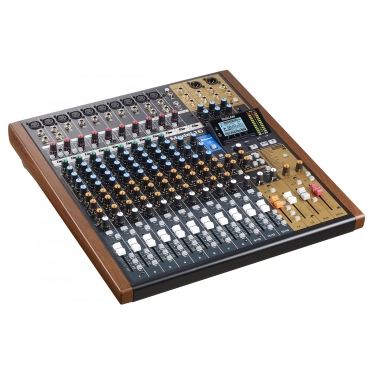 16-канальний багатодоріжковий рекордер Tascam Model-16