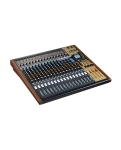 24-канальний багатодоріжковий рекордер Tascam Model-24