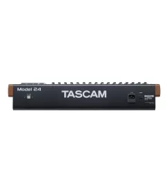 24-канальний багатодоріжковий рекордер Tascam Model-24