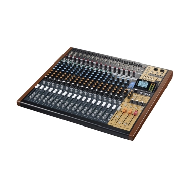 24-канальний багатодоріжковий рекордер Tascam Model-24
