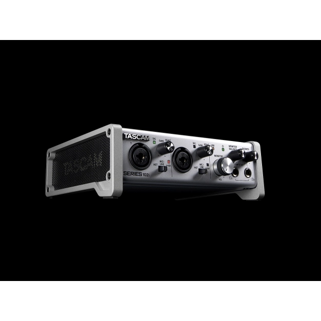Аудіоінтерфейс Tascam Series 102i
