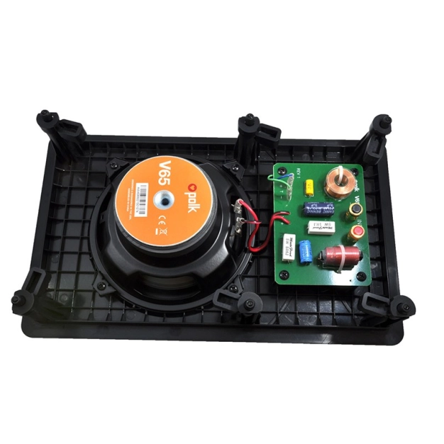 Вбудована акустика Polk Audio V65