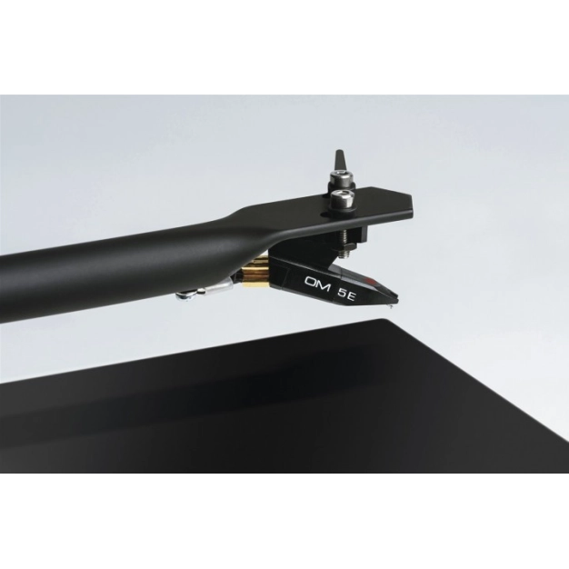 Вініловий програвач Pro-Ject T1 OM5e Piano Вініловий програвач Pro-Ject T1 OM5e Piano