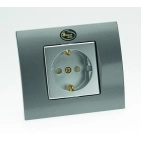Поодинокі High-End мережні розетки Silent Wire SW16 Wall socket, silver Поодинокі High-End мережні розетки Silent Wire SW16 Wall socket, silver