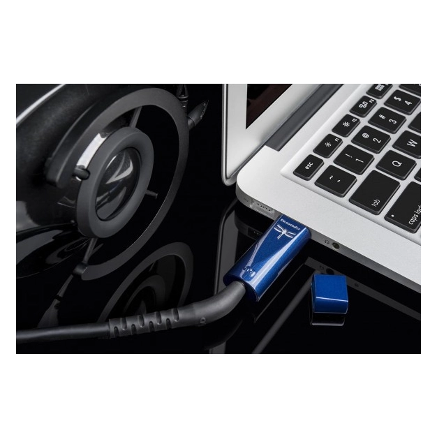 Цифро-аналоговий перетворювач AUDIOQUEST DRAGONFLY COBALT EU