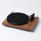 Pro-Ject Debut Recordmaster OM5e Walnut Pro-Ject Debut Recordmaster OM5e Walnut