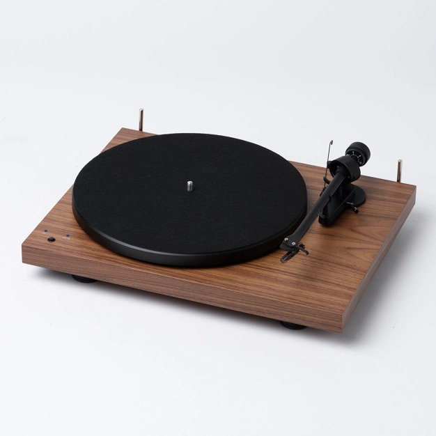 Pro-Ject Debut Recordmaster OM5e Walnut Pro-Ject Debut Recordmaster OM5e Walnut