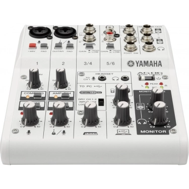 Мікшерний пульт Yamaha AG06