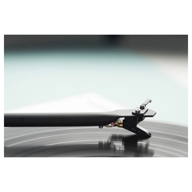 Вініловий програвач Pro-Ject Essential III OM10 Piano Вініловий програвач Pro-Ject Essential III OM10 Piano