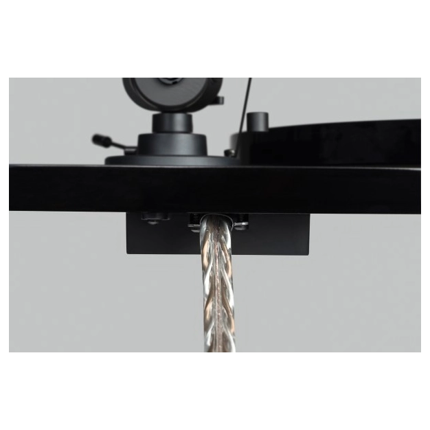 Вініловий програвач Pro-Ject Essential III OM10 Piano Вініловий програвач Pro-Ject Essential III OM10 Piano