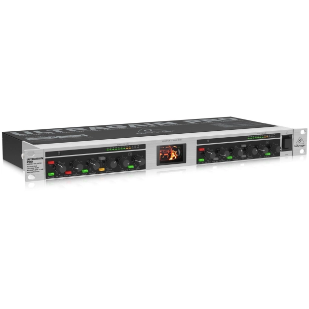 Предварительный усилитель Behringer MIC2200 Ultragain Pro