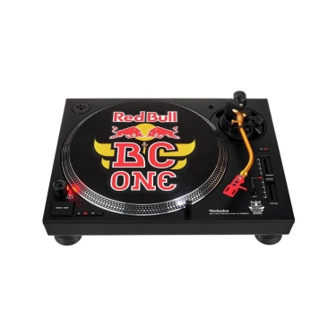 Програвач вінілу Technics SL-1210MK7RE