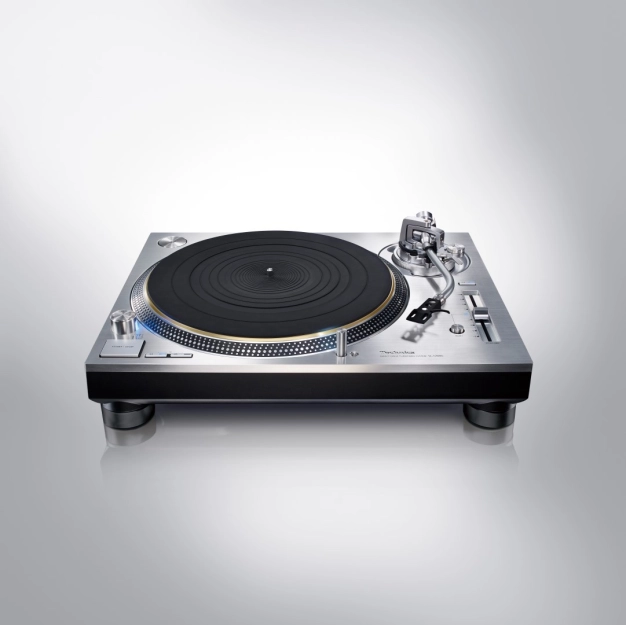 Вініловий програвач Technics SL-1200GEE-S Silver Вініловий програвач Technics SL-1200GEE-S Silver