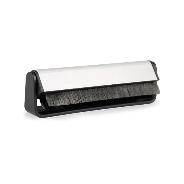 Щітка антистатична Goka Carbon fiber brush GK-R01