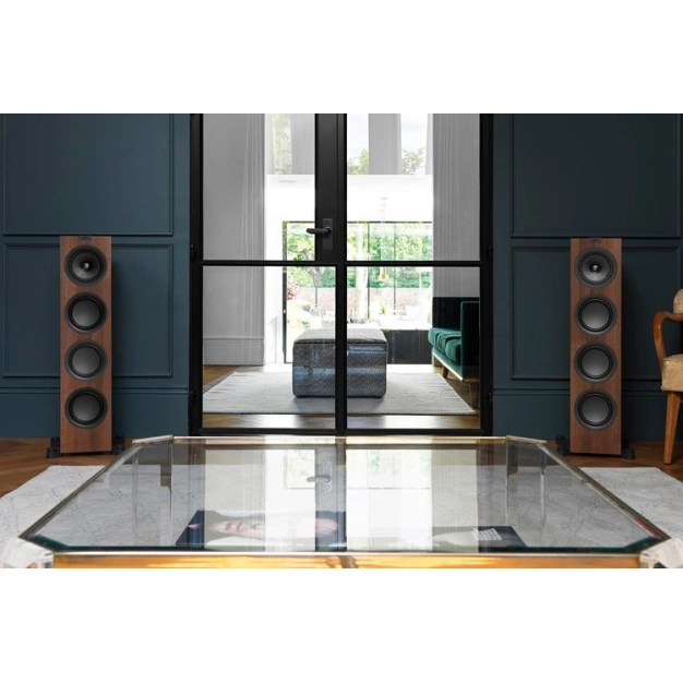 Акустична система KEF Hi-Fi Q550 Walnut Акустична система KEF Hi-Fi Q550 Walnut