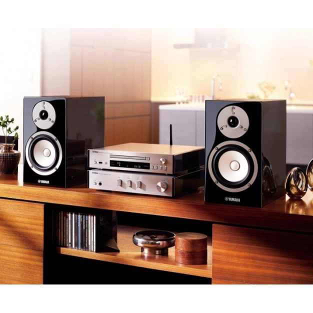 Полочна акустика Yamaha NS-BP301 Black