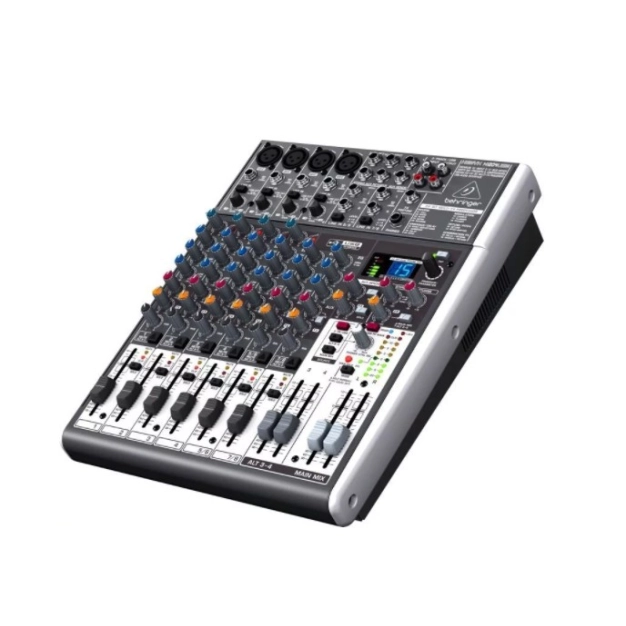Мікшерний пульт Behringer XENYX1204USB