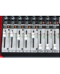 Мікшерний пульт Behringer XENYXUFX1204