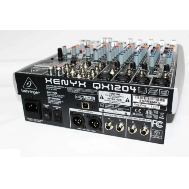 Мікшерний пульт Behringer XENYX QX1204USB