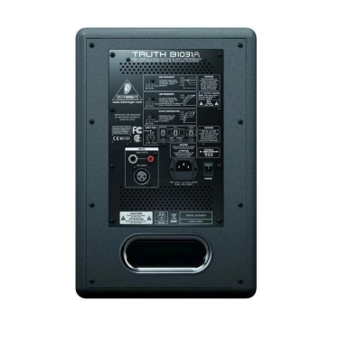 Активний студійний монітор Behringer B1031A