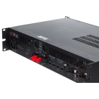 Стереофонічні підсилювачі потужності Behringer KM750