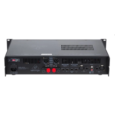 Стереофонічні підсилювачі потужності Behringer KM750