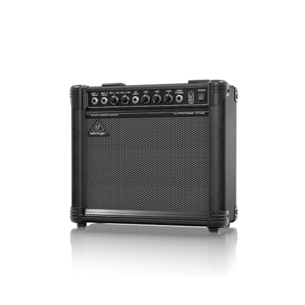 Behringer KT108 combo amplifier