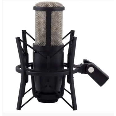 Студійний конденсаторний мікрофон AKG Perception 220 (P220)