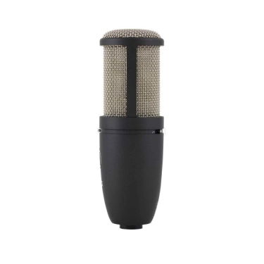 Студійний конденсаторний мікрофон AKG P420