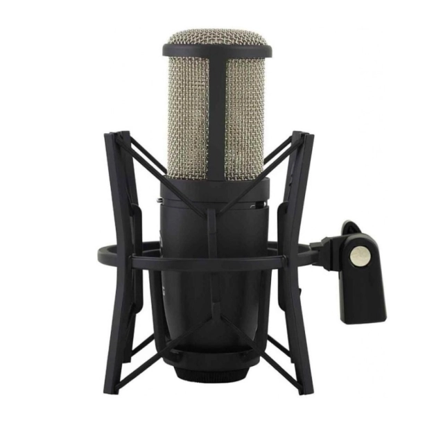 Студійний конденсаторний мікрофон AKG P420 Студійний конденсаторний мікрофон AKG P420