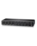 USB звукова карта Behringer UMC404HD