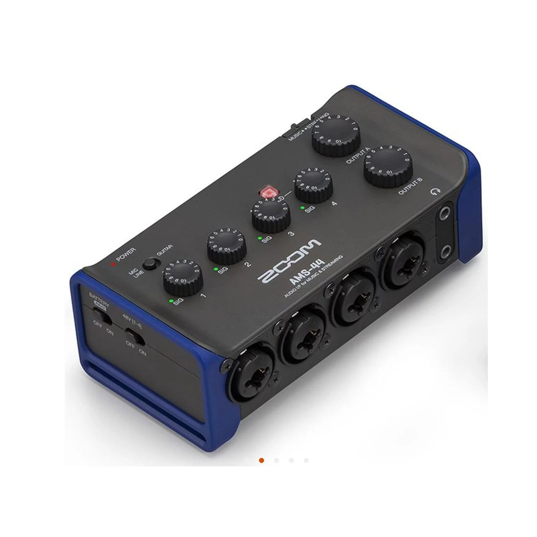 Аудіоінтерфейс Zoom AMS-44 Аудіоінтерфейс Zoom AMS-44