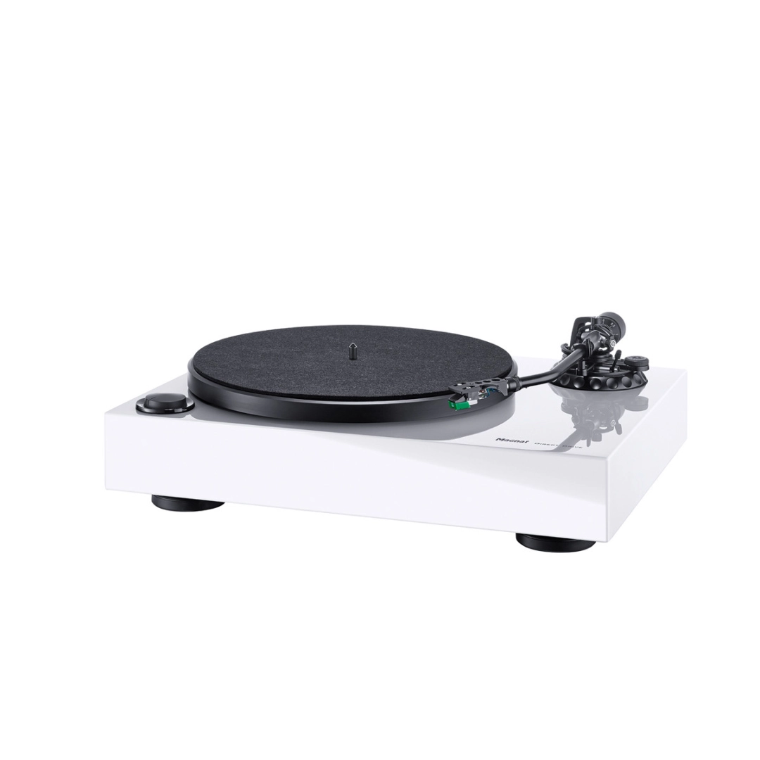 Програвач платівок Magnat MTT 990 with cartridge Black