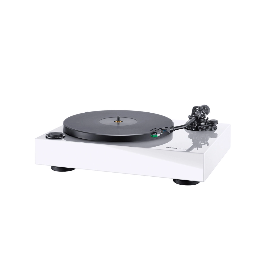 Програвач платівок Magnat MTT 990 with cartridge Black