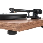Вініловий програвач Pro-Ject Debut III Phono OM5e Wood Вініловий програвач Pro-Ject Debut III Phono OM5e Wood