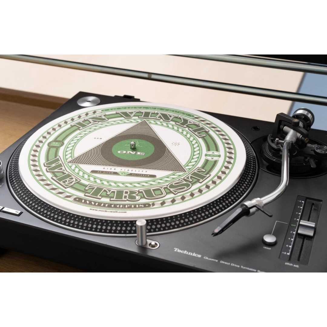 Сліпмат Rock On Wall - In Vinyl We Trust Сліпмат Rock On Wall - In Vinyl We Trust