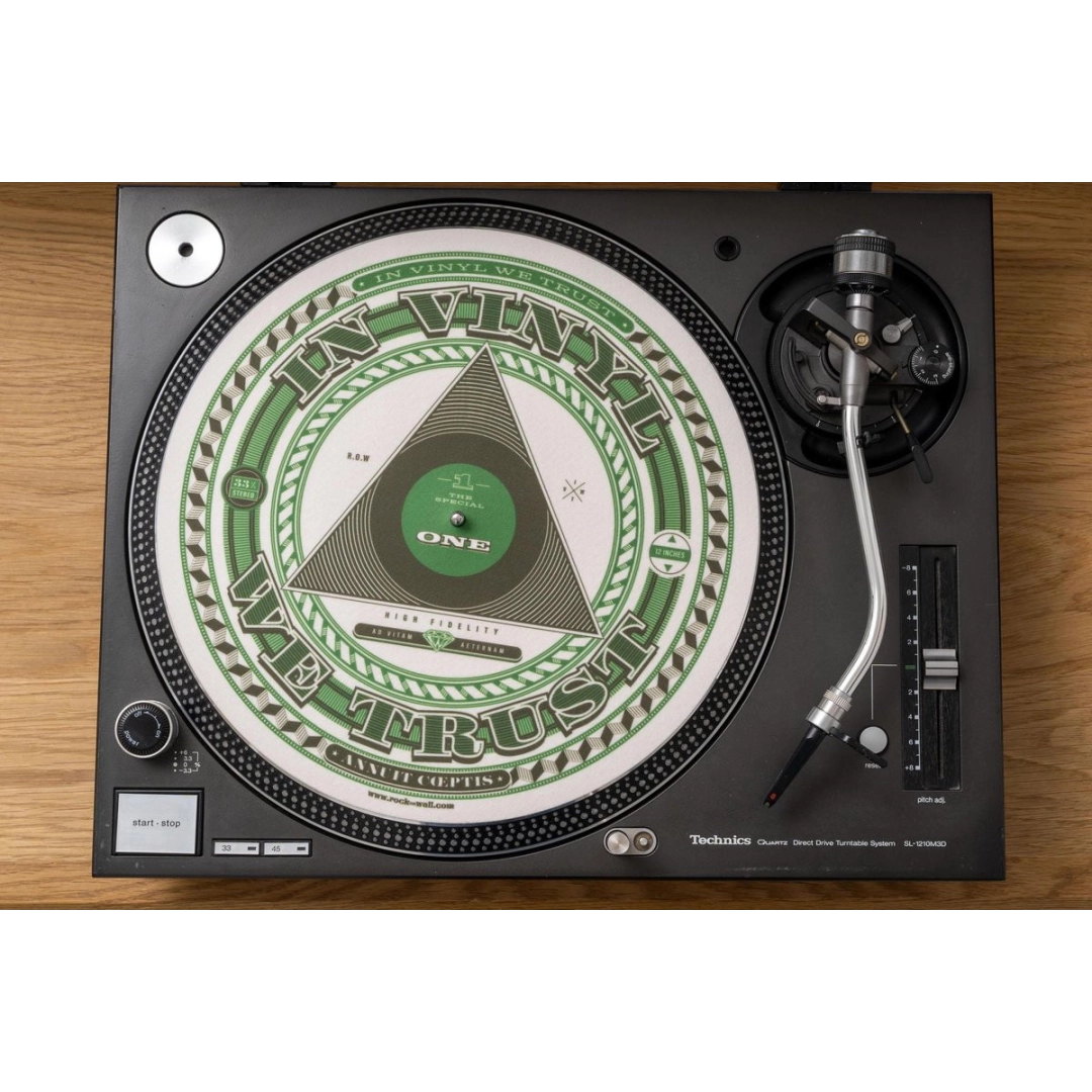 Сліпмат Rock On Wall - In Vinyl We Trust Сліпмат Rock On Wall - In Vinyl We Trust