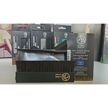 Щітка для чищення вінілу Audio Anatomy Oak Wood Brush Black With Antistatic Goat And Nylon Fiber - Deluxe Dry & Wet Cleaning