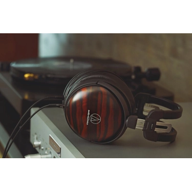 Навушники Audio-Technica ATH-AWKT/f