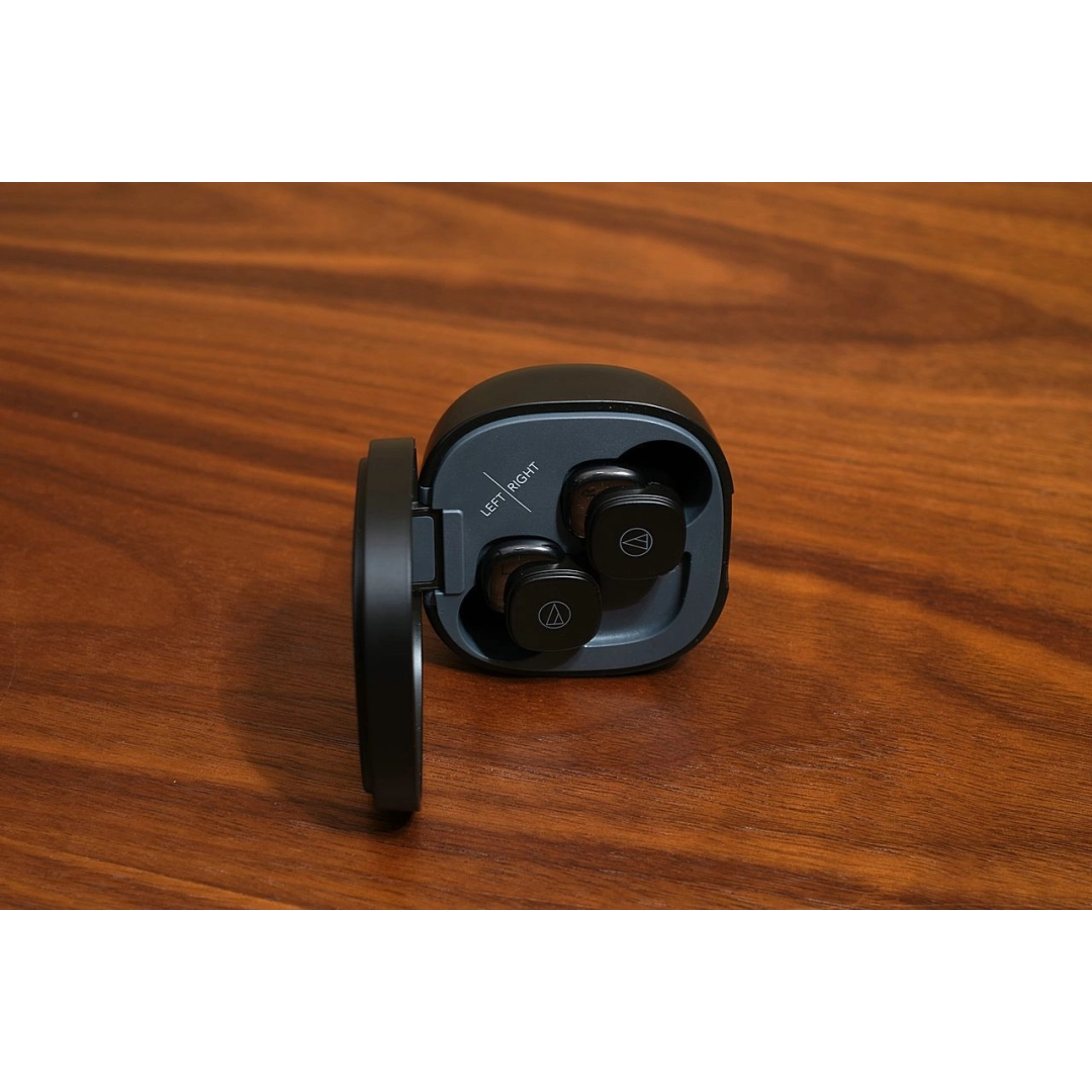 Навушники Audio-Technica ATH-SQ1TW Black