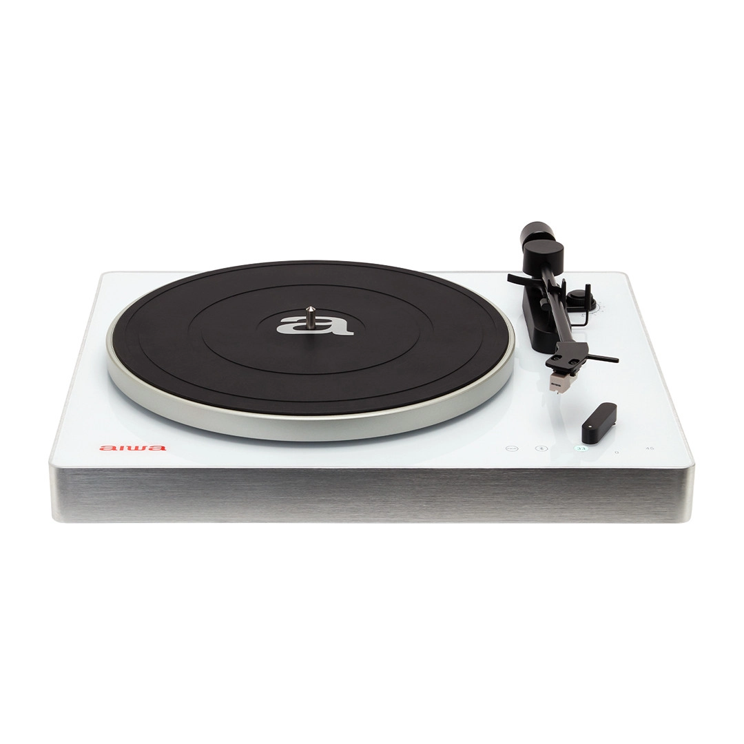 Aiwa APX-680BT/WT turntable