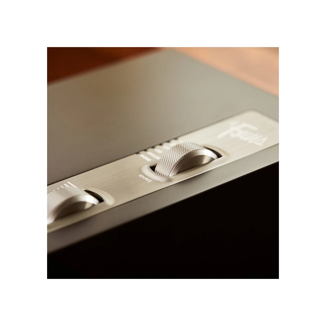 Активна акустика Klipsch The Fives Walnut Активна акустика Klipsch The Fives Walnut