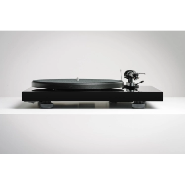 Програвач вінілових платівок Pro-Ject Debut III Phono BT OM5e HG Black