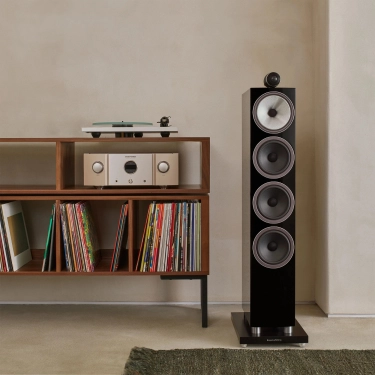 Підлогова акустика Bowers & Wilkins 702 S3 Gloss Black